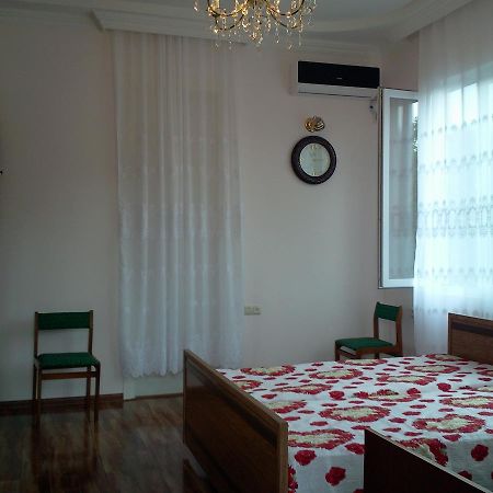 Ferienwohnung Liziko'S House Kobuleti Exterior foto