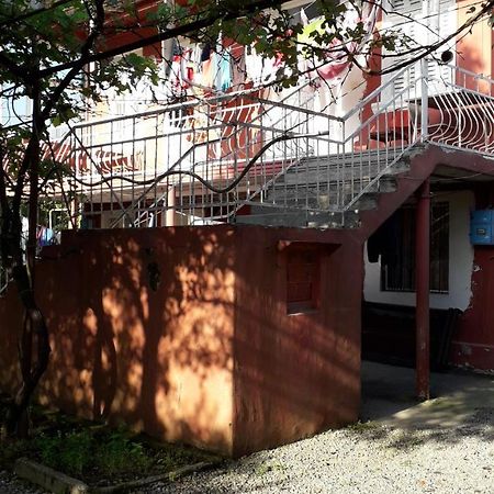 Ferienwohnung Liziko'S House Kobuleti Exterior foto