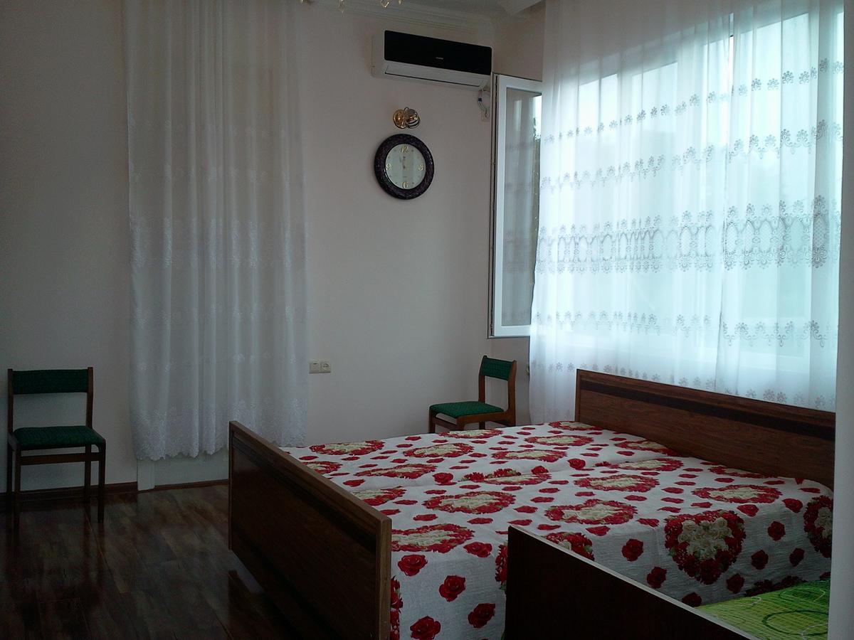 Ferienwohnung Liziko'S House Kobuleti Exterior foto
